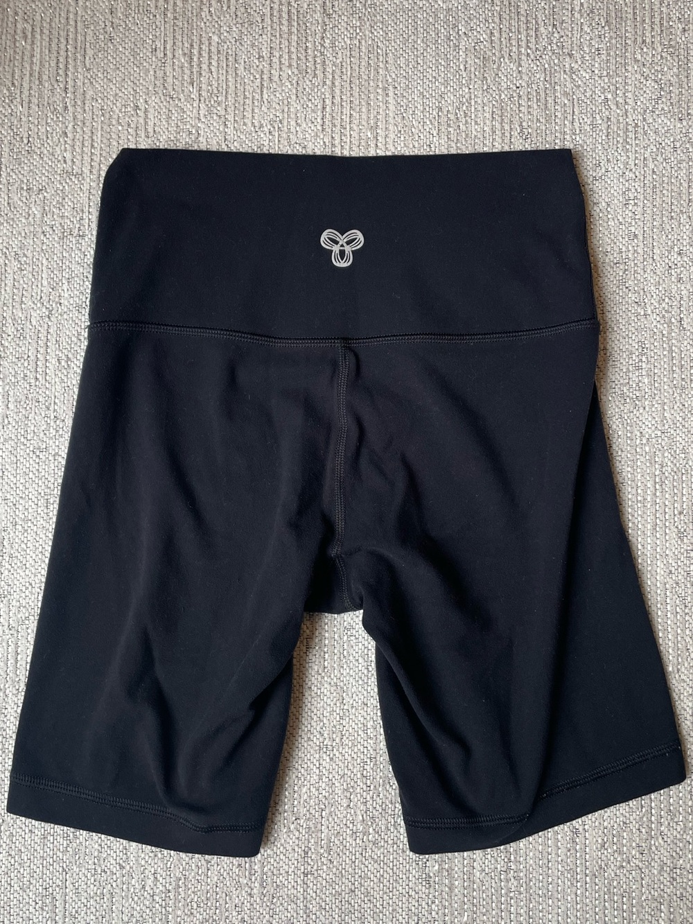 Aritzia TnaAction High-Waisted 7" Bike Shorts - Black - Size XS